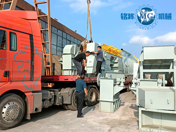 �Ͼ��{�~���F(tu��n)�ɷ�ɰ�{���a(ch��n)���b܇�F(xi��n)��(ch��ng)