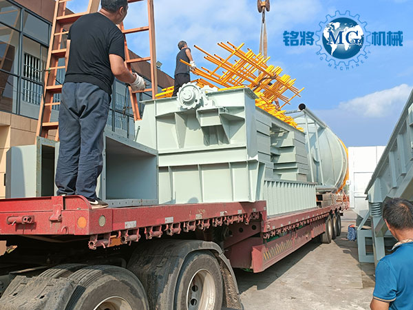 �Ͼ��{�~���F(tu��n)�ɷ�ɰ�{���a(ch��n)���b܇�F(xi��n)��(ch��ng)