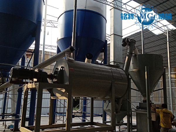 �ɷ�ɰ�{����C(j��)�����b�����\(y��n)���еĹ���