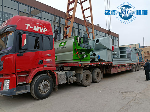 ���C�r(sh��)�a(ch��n)20���ɷ�ɰ�{�O(sh��)���b܇�F(xi��n)��(ch��ng)