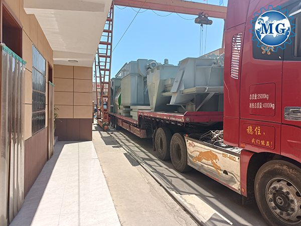 �����ɷ�ɰ�{�O(sh��)���b܇�F(xi��n)��(ch��ng)��